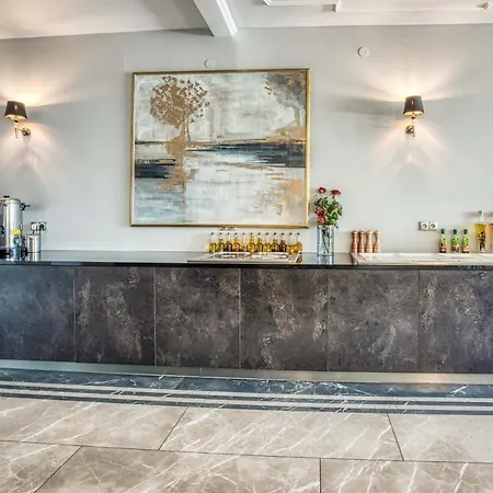 Bialy Dom 3* Ρίμπνικ