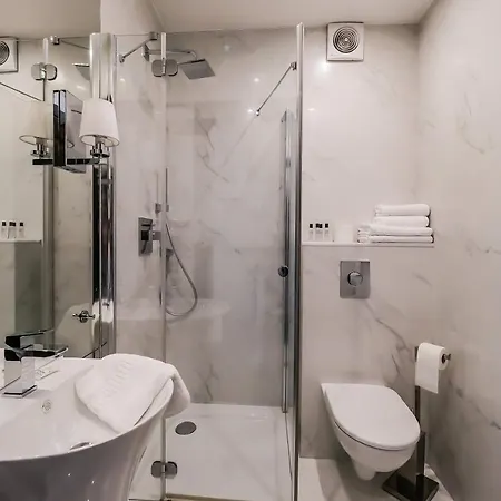 Bialy Dom Ρίμπνικ